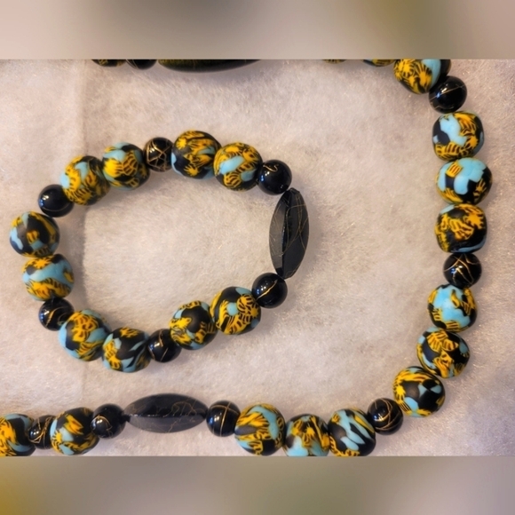 Bracelet/ Necklace set - Picture 2 of 2